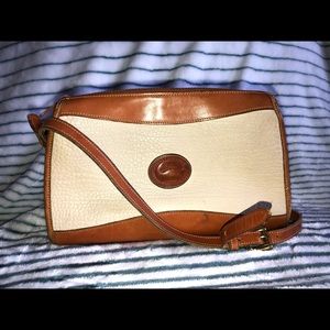 Vintage Dooney and Bourke Crossbody—White
